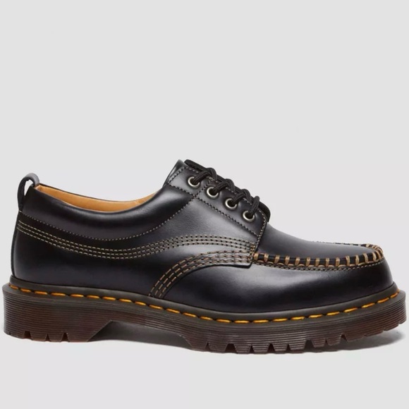 Dr. Martens Lowell Leather Moc Toe - Picture 3 of 4